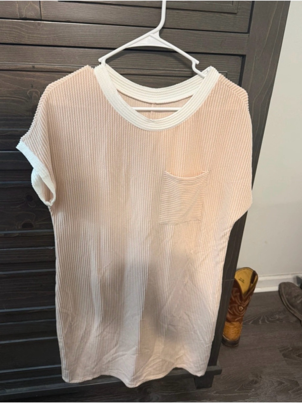 Amazon Women's Cream Short-Sleeve Ribbed Tunic with Pocket